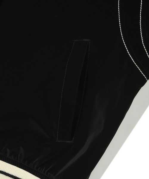 Wacky WiLLy（ワッキーウィリー）の「[GISELLEジゼル着用] WOMEN'S VELVET-LIKE VARSITY JACKET（スタジャン・レディース・ブラック・FREE）」の9枚目の写真