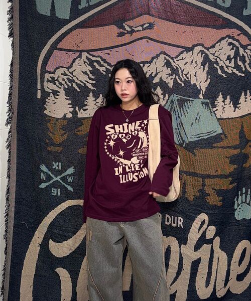 DEFYCLUBROBBERS(ディファイクラブロバース)の「シャインインライズイリュージョン ロングスリーブ (2カラー)(Tシャツ/カットソー・レディース・バーガンディー/チャコール・MEDIUM/LARGE)」の10枚目の写真