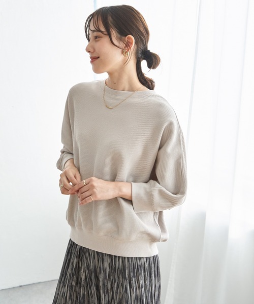 ikka(イッカ)の「【雑誌InRed5月号掲載】タックフライスドルマンプルオーバー 【親子コーデ】(Tシャツ/カットソー・レディース・アイボリー/グレイッシュベージュ/ネイビー/ミント・M/L/S)」の15枚目の写真