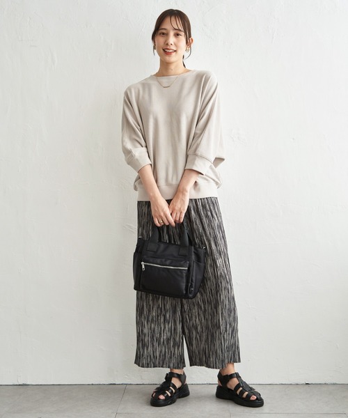 ikka(イッカ)の「【雑誌InRed5月号掲載】タックフライスドルマンプルオーバー 【親子コーデ】(Tシャツ/カットソー・レディース・アイボリー/グレイッシュベージュ/ネイビー/ミント・M/L/S)」の20枚目の写真