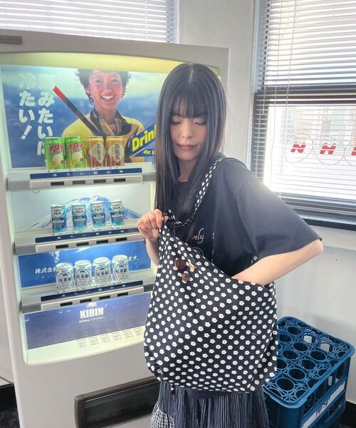 MIHEV(ミヘブ)の「リバーシブルスリーウッドボタンヴィンテージバッググレー(エコバッグ/サブバッグ・レディース・その他・FREE)」の10枚目の写真