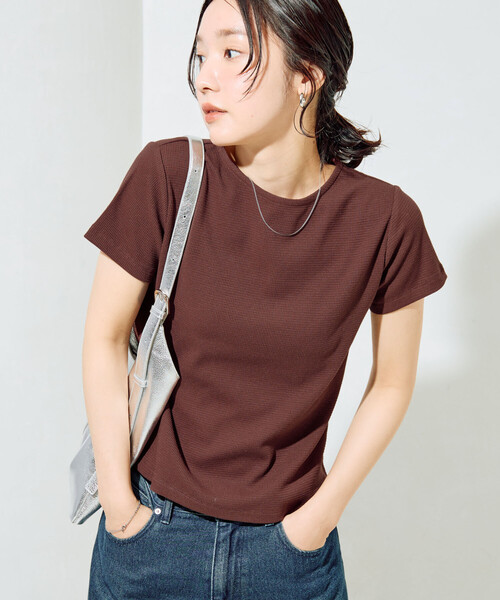 FREAK'S STORE(フリークスストア)の「限定展開 タックリブ 半袖 Tシャツ(Tシャツ/カットソー・レディース・ブラック/グレー/オフホワイト/レッド/ブラウン・フリ-)」の5枚目の写真