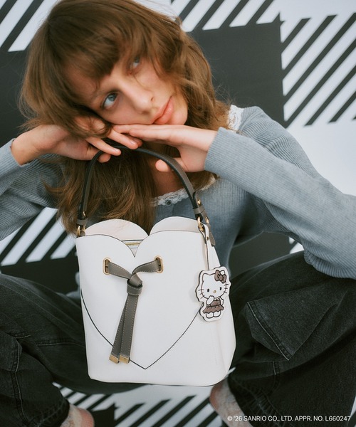 VIS(ビス)の「【HELLO KITTY×VIS】ハートカットバッグ(ショルダーバッグ・レディース・ブラック/オフホワイト・FREE)」の10枚目の写真