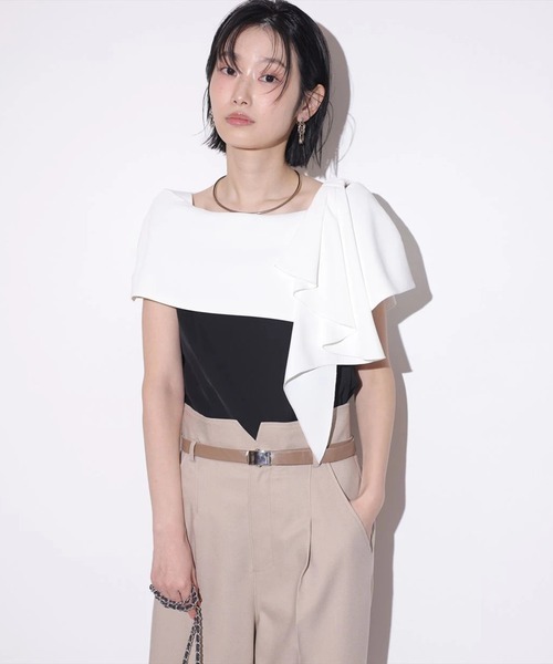 Mystrada(マイストラーダ)の「ラッフルリボンブラウス(シャツ/ブラウス・レディース・ブラック/ライトパープル/ベージュ・36/38)」の5枚目の写真