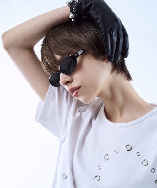 seyto（セイト）の「3way reversible eyelet design tee / 3ウェイリバーシブルアイレットデザインT（Tシャツ/カットソー・メンズ・ホワイト/ブラック・3/1/2）」の5枚目の写真