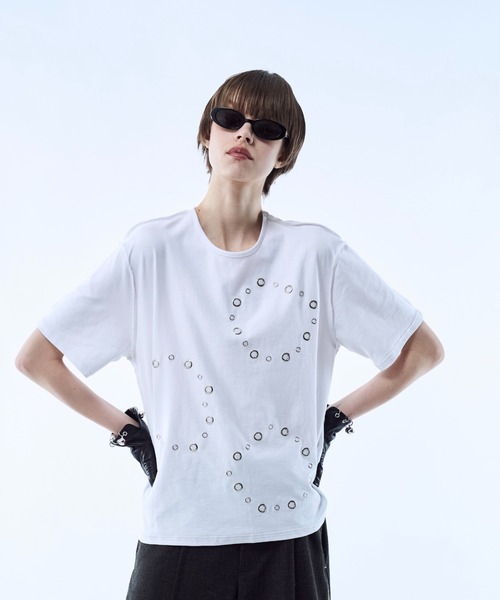 seyto（セイト）の「3way reversible eyelet design tee / 3ウェイリバーシブルアイレットデザインT（Tシャツ/カットソー・メンズ・ホワイト/ブラック・3/1/2）」の7枚目の写真