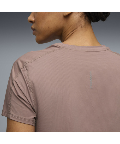 PUMA(プーマ)の「PUMA プーマ ウィメンズ ランニング クールセル 半袖 Tシャツ(Tシャツ/カットソー・レディース・ブラック/ピンクベージュ・MEDIUM/LARGE/X-SMALL/SMALL)」の11枚目の写真