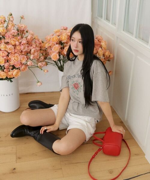 SIYAZU（シヤジュ）の「SIED26-1 ローズ 半袖Tシャツ_メランジグレー（Tシャツ/カットソー・レディース・ライトグレー・ONE）」の2枚目の写真
