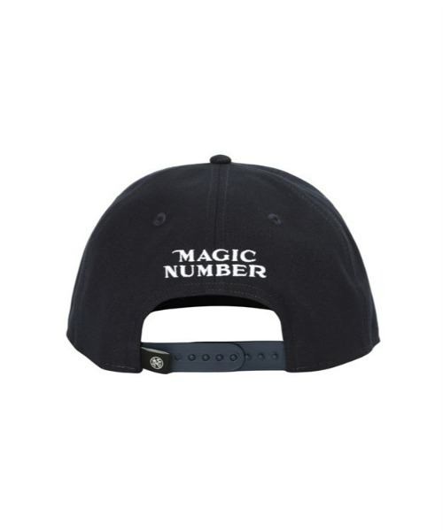MAGIC NUMBER(マジック ナンバー)の「【MAGIC NUMBER】別注 MAGIC NUMBER × NEW ERA 9FIFTY SEE YOU IN THE WATER XV CAP マジックナンバー ニューエラ(キャップ・メンズ・ネイビー・FREE)」の4枚目の写真