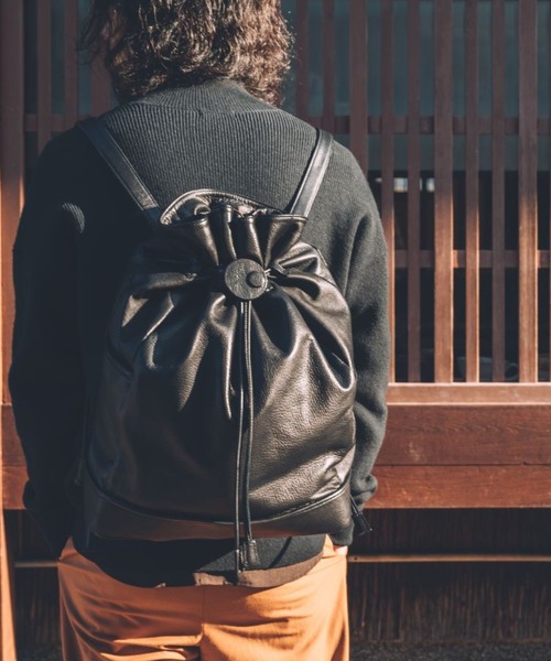 soi（ソイ）の「soi 巾着バックパック（バックパック/リュック・メンズ・ブラック/ホワイト系その他/ブラウン/グリーン系その他・FREE）」の5枚目の写真