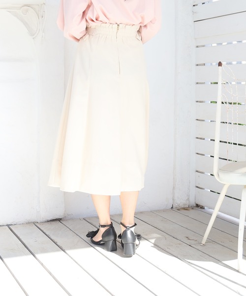 ASTORIA ODIER(アストリアオディール)の「サイドバックルフレアスカート(スカート・レディース・ベージュ/ネイビー/ラベンダー・SMALL/MEDIUM/LARGE)」の11枚目の写真