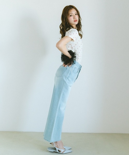 VANNIE U(ヴァニーユー)の「小花柄コンパクトチビTシャツ(Tシャツ/カットソー・レディース・ホワイト/グレー・FREE)」の16枚目の写真