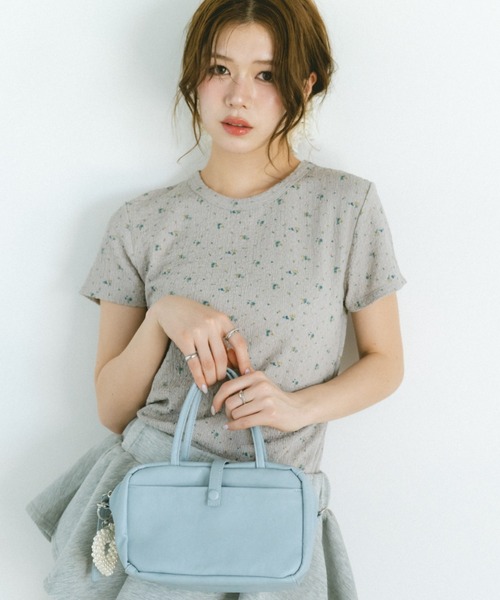 VANNIE U(ヴァニーユー)の「小花柄コンパクトチビTシャツ(Tシャツ/カットソー・レディース・ホワイト/グレー・FREE)」の18枚目の写真