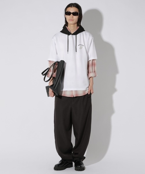 LAKOLE(ラコレ)の「オバケTEEパーカー / 662049(パーカー・メンズ・ホワイト/ブラック/ブルー・LARGE/MEDIUM)」の4枚目の写真