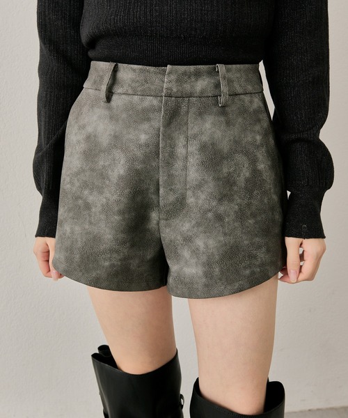 mline（エムライン）の「[mline]レザーコンパクトパンツ（その他パンツ・レディース・ブラック/グレー・1/2）」の12枚目の写真