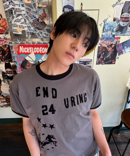 UNTITLED SEOUL(アンタイトル ソウル)の「インデュアリングユニコーンリンガークロップ半袖チャコール(Tシャツ/カットソー・レディース・その他・MEDIUM/LARGE)」の3枚目の写真