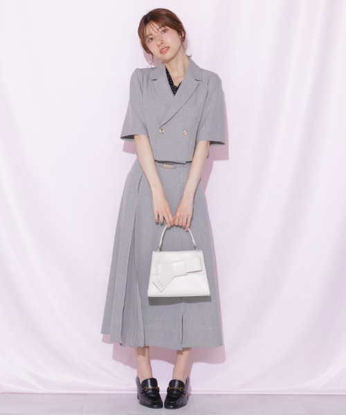 JILL by JILL STUART（ジルバイジルスチュアート）の「シアープリーツドッキングフレスカート（スカート・レディース・グレー/ベージュ/ネイビー・SMALL/MEDIUM）」の2枚目の写真