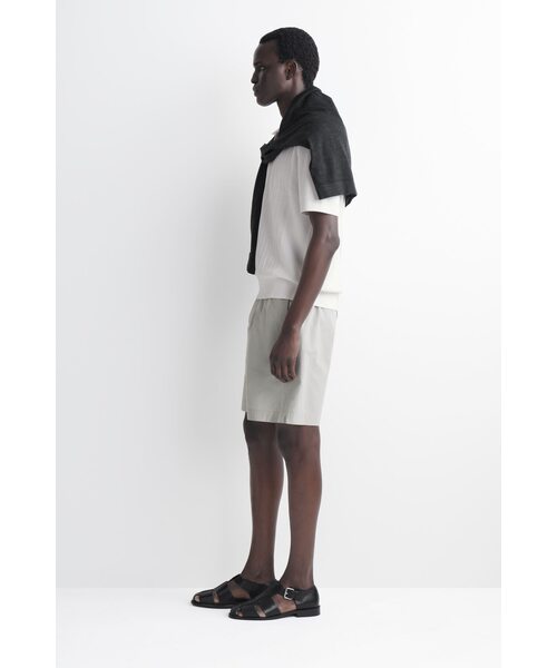 COS(コス)の「ストレッチコットンショートパンツ(その他パンツ・メンズ・ブラック/グレー・L/M/XL/XS/S)」の9枚目の写真