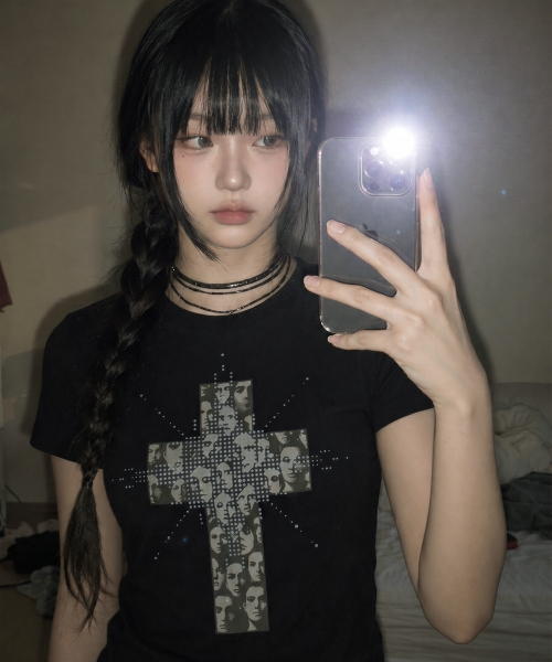 GRAVER（グレーバー）の「[ユニセックス]LUMINANCE スリム 半袖Tシャツ_2色（Tシャツ/カットソー・レディース・ブラック/ホワイト・X-SMALL）」の5枚目の写真