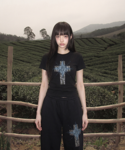 GRAVER（グレーバー）の「[ユニセックス]LUMINANCE スリム 半袖Tシャツ_2色（Tシャツ/カットソー・レディース・ブラック/ホワイト・X-SMALL）」の6枚目の写真