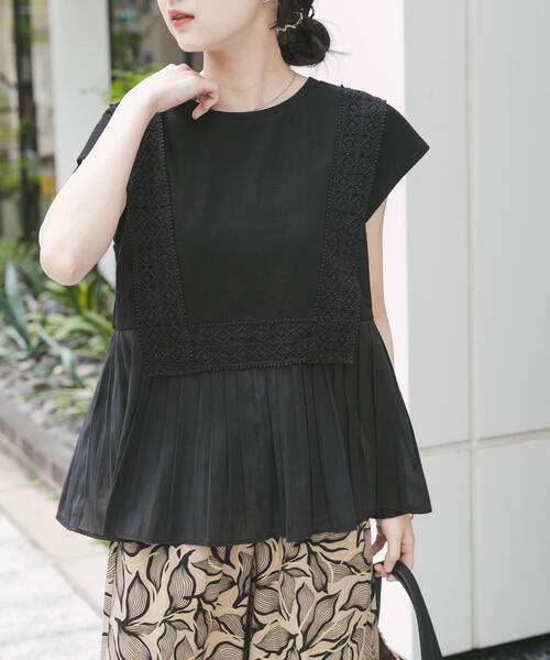 ITEMS URBANRESEARCH(アイテムズ アーバンリサーチ)の「レーストリムプルオーバー(Tシャツ/カットソー・レディース・ブラック/ホワイト/ブラウン・FREE)」の3枚目の写真