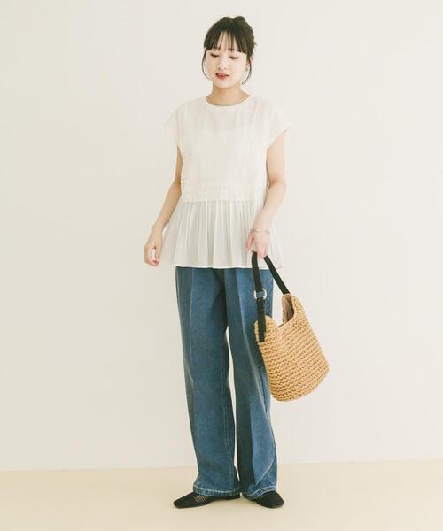 ITEMS URBANRESEARCH(アイテムズ アーバンリサーチ)の「レーストリムプルオーバー(Tシャツ/カットソー・レディース・ブラック/ホワイト/ブラウン・FREE)」の8枚目の写真