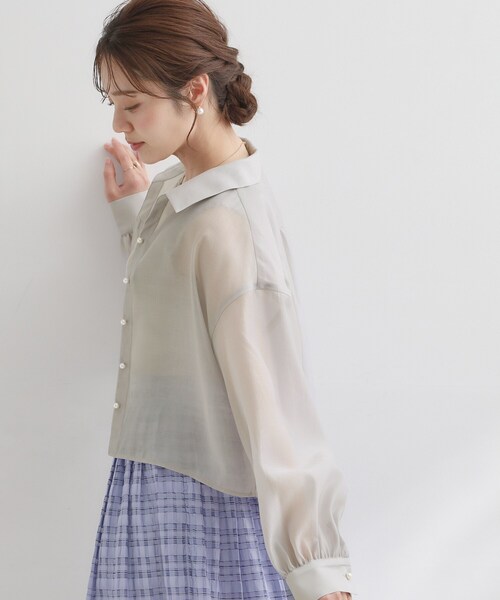 couture brooch(クチュールブローチ)の「【洗える】ショート丈 シアーシャツ(シャツ/ブラウス・レディース・グレー/サンドベージュ/アイボリー・42/40/38/36)」の19枚目の写真