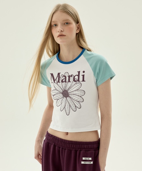 Mardi Mercredi(マルディメクルディ)の「CROPPED TSHIRT RAGLAN FLOWERMARDI / クロップド Tシャツ ラグラン フラワー マルディ(Tシャツ/カットソー・レディース・ホワイト×パープル/ホワイト×ブルー/ホワイト×ピンク・FREE)」の11枚目の写真