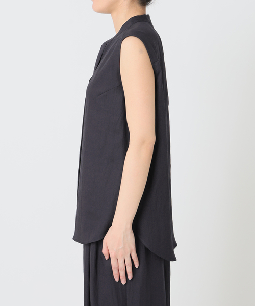 AP STUDIO(エーピーストゥディオ)の「ポワエールノースリーブブラウス(シャツ/ブラウス・レディース・ネイビー・FREE)」の8枚目の写真