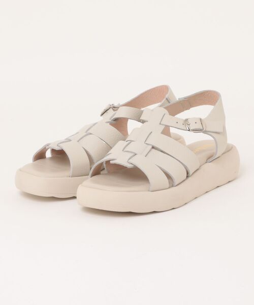 inter-chaussures(インターショシュール)の「【Wikers】ソフトスクエアトウ厚底グルカサンダル (E2140E)(サンダル・レディース・ベージュ/イエロー/ブラウン/アイボリー・38/35/36/37/39/40)」の2枚目の写真