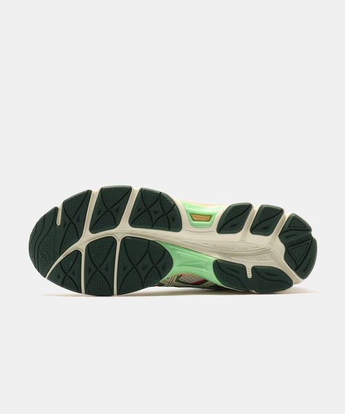 ASICS(アシックス)の「ASICS GEL-CUMULUS 16 1203A763.100(スニーカー・メンズ・グリーン・26cm)」の4枚目の写真