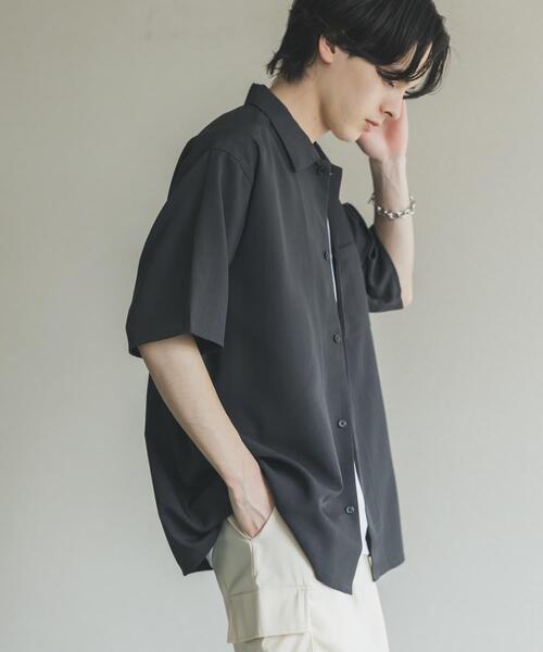 SENSE OF PLACE by URBAN RESEARCH(センスオブプレイスバイアーバンリサーチ)の「『イージーケア/速乾』リネンライクレギュラーカラーシャツ(シャツ/ブラウス・メンズ・ブラック/アイボリー/ブルー・MEDIUM/LARGE)」の18枚目の写真