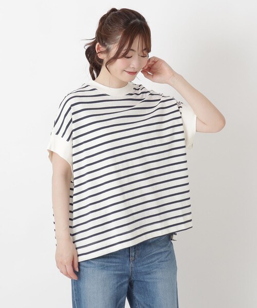 one'sterrace(ワンズテラス)の「【リンネル7月号掲載】コットンボーダー半袖プルオーバー(Tシャツ/カットソー・レディース・ブラック系8/アイボリー系8/ブルー系その他7・02)」の3枚目の写真