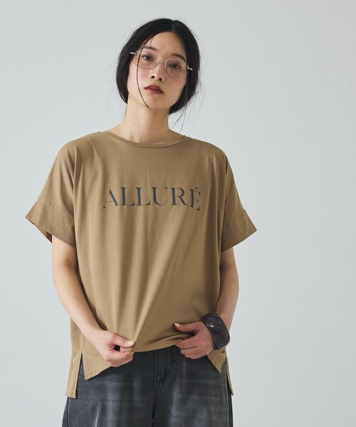 abahouse mavie(アバハウスマヴィ)の「ワイドロゴT(Tシャツ/カットソー・レディース・ベージュ/ホワイト/チャコールグレー・フリー)」の11枚目の写真