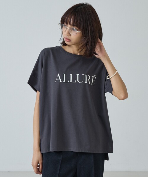 abahouse mavie(アバハウスマヴィ)の「ワイドロゴT(Tシャツ/カットソー・レディース・ベージュ/ホワイト/チャコールグレー・フリー)」の14枚目の写真