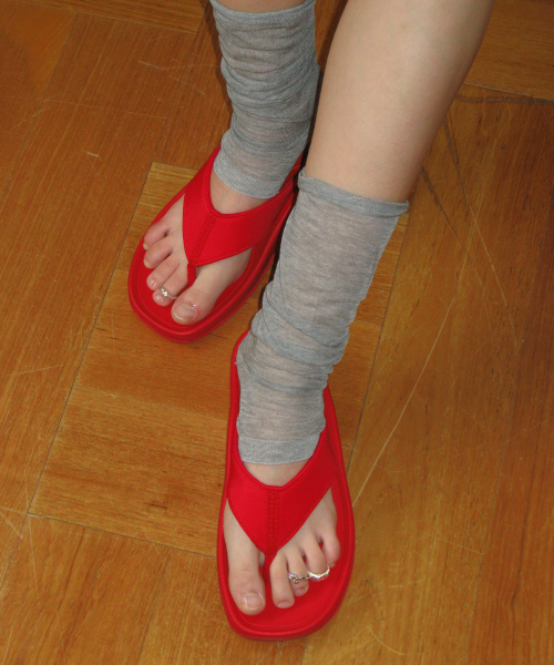 FOGGY MOODY(ポギムディ)の「Lagoon 0049. Play Flip-Flops - 4colors(サンダル・レディース・レッド/Beige/ブラック/ブルーグレー・23cm/24cm/25cm/26cm)」の21枚目の写真