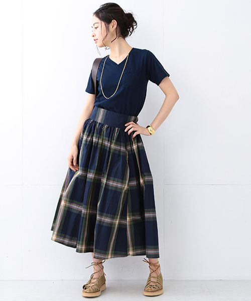 BEAMS BOY（ビームスボーイ）の「BEAMS BOY / BOY ビッグタータン スカート（スカート・レディース・サックスブルー/ネイビー/ナチュラル・ONE SIZE）」の6枚目の写真