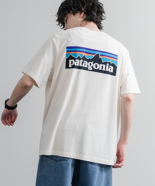 patagonia(パタゴニア)の「Patagonia パタゴニア MS P 6 LOGO T SHIRT オーガニックコットンバックプリントP-6ロゴ半袖Tシャツ(Tシャツ/カットソー・メンズ・ナチュラル/グリーン/ブラック/ブルー・XL/L/M/S)」の12枚目の写真