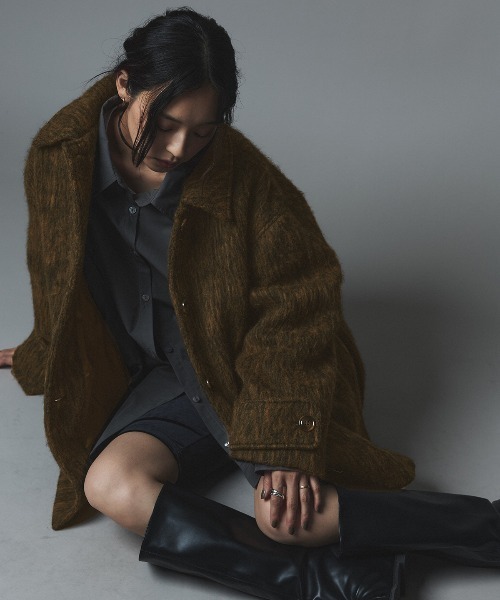 W:Huku(フーク)の「ウール シャギー ステンカラー コート / Wool Shaggy Soutien Collar Coat(ピーコート・レディース・チャコール/マスタード/ブラウン/ライトベージュ・FREE)」の10枚目の写真