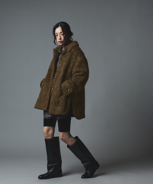 W:Huku(フーク)の「ウール シャギー ステンカラー コート / Wool Shaggy Soutien Collar Coat(ピーコート・レディース・チャコール/マスタード/ブラウン/ライトベージュ・FREE)」の21枚目の写真