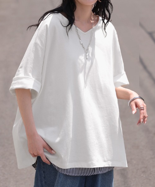 HUG.U(ハグユー)の「「アセナイン」 汗ジミ軽減 ロールアップ袖 VネックTシャツ(Tシャツ/カットソー・レディース・ダークグレー/ミント/オレンジ/ホワイト/ブラック・FREE)」の1枚目の写真