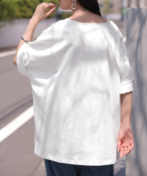 HUG.U(ハグユー)の「「アセナイン」 汗ジミ軽減 ロールアップ袖 VネックTシャツ(Tシャツ/カットソー・レディース・ダークグレー/ミント/オレンジ/ホワイト/ブラック・FREE)」の7枚目の写真