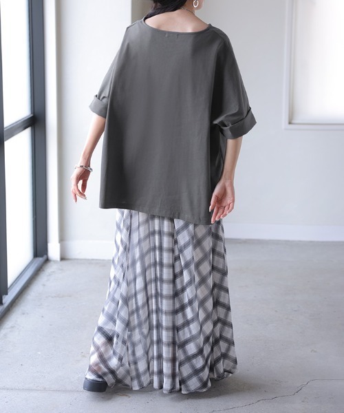 HUG.U(ハグユー)の「「アセナイン」 汗ジミ軽減 ロールアップ袖 VネックTシャツ(Tシャツ/カットソー・レディース・ダークグレー/ミント/オレンジ/ホワイト/ブラック・FREE)」の16枚目の写真