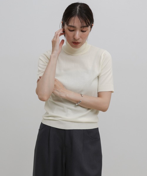 select MOCA(セレクトモカ)の「コンパクトハイネックシンプルニットトップス(ニット/セーター・レディース・ベージュ/グレー/ネイビー/ブラック/アイボリー・FREE)」の17枚目の写真