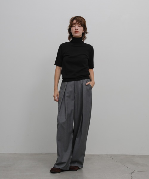 select MOCA(セレクトモカ)の「コンパクトハイネックシンプルニットトップス(ニット/セーター・レディース・ベージュ/グレー/ネイビー/ブラック/アイボリー・FREE)」の9枚目の写真