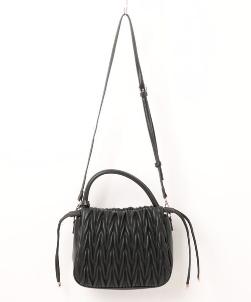 MAGASIN DE MODE Chou Chou(マガジンデモードシュシュ)の「【MAGASIN DE MODE Chou Chou】シュシュエンボス2wayドロストショルダー SNBD(ショルダーバッグ・レディース・ブラウン/ブラック・FREE)」の6枚目の写真