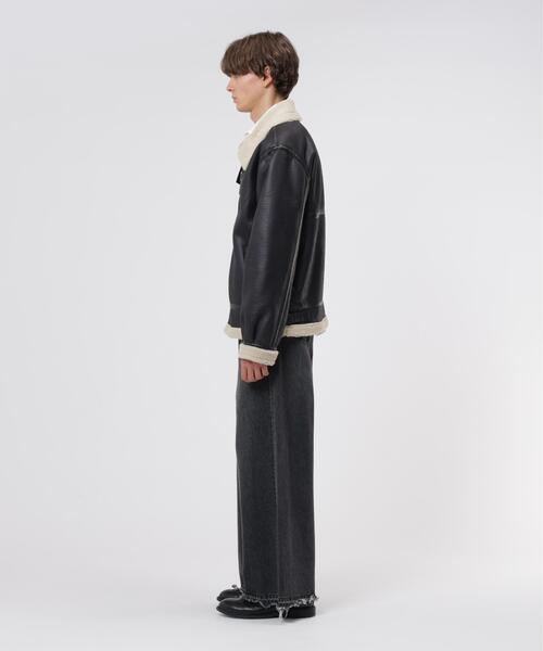 Alpha Industries（アルファインダストリーズ）の「Alpha Industries/アルファインダストリーズ/MOUTON B-3 RELAXED FIT JACKET/ムートンB-3 リラックスフィットジャケット（ムートンコート・メンズ・ブラック/ブラウン・S/M/L/2XL/XL/XS）」の5枚目の写真