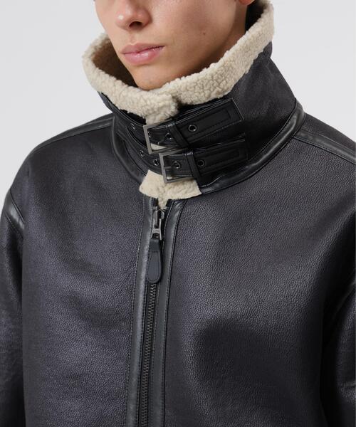 Alpha Industries（アルファインダストリーズ）の「Alpha Industries/アルファインダストリーズ/MOUTON B-3 RELAXED FIT JACKET/ムートンB-3 リラックスフィットジャケット（ムートンコート・メンズ・ブラック/ブラウン・S/M/L/2XL/XL/XS）」の8枚目の写真