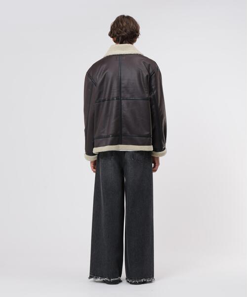 Alpha Industries（アルファインダストリーズ）の「Alpha Industries/アルファインダストリーズ/MOUTON B-3 RELAXED FIT JACKET/ムートンB-3 リラックスフィットジャケット（ムートンコート・メンズ・ブラック/ブラウン・S/M/L/2XL/XL/XS）」の15枚目の写真