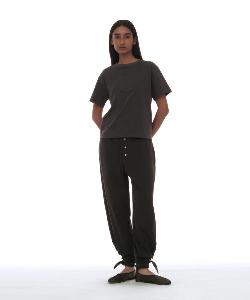 PARTIMENTO WOMEN（パルティメントウィメン）の「PWCタイアップヘムジャージトラウザー_ダークカーキ（その他パンツ・レディース・その他・SMALL/MEDIUM/LARGE）」の5枚目の写真